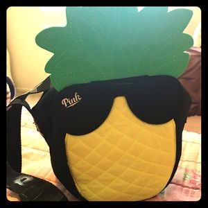 NWT small bag🍍🕶PINK by Victoria's Secret